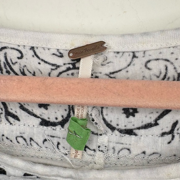 Free People Tripoli Embroidered Long-Sleeve top size small oversized - Picture 6 of 14